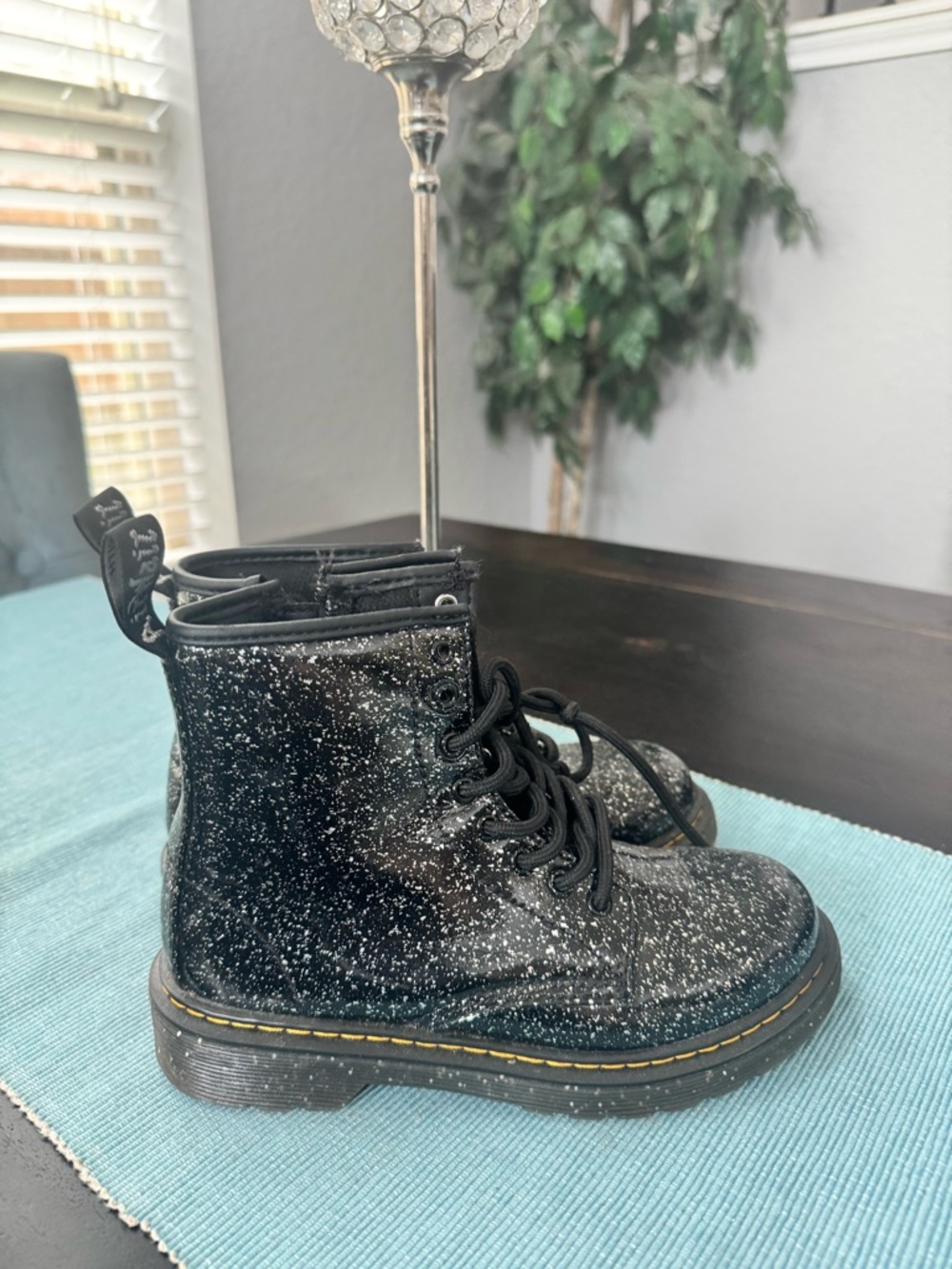 Dr. Martens 1460 Junior Glitter boots  size 2